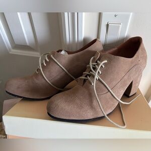 L’amour Des Pieds Pardoe Oxford Lace up Leather Heels 10M